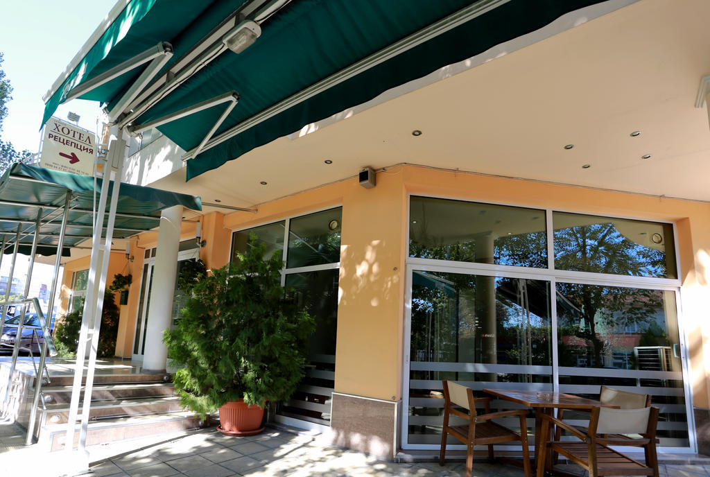 Acropolis Hotel Pazardżik Zewnętrze zdjęcie